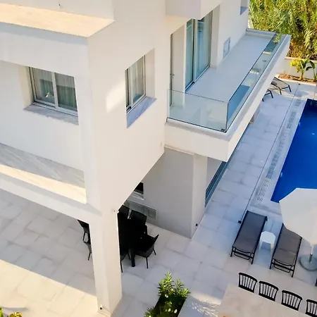 Napa Seaview - 8 Вилла