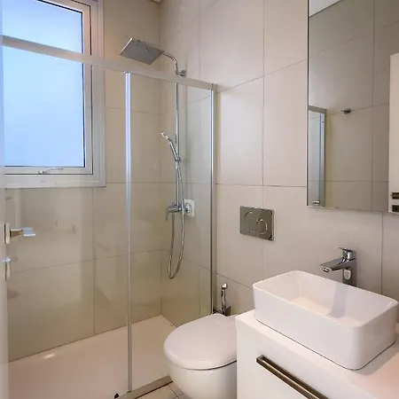 Napa Seaview - 8 Villa