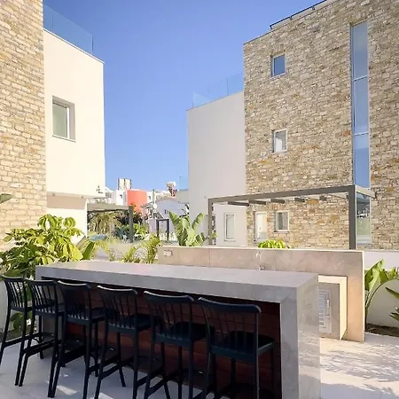 Napa Seaview - 8 Villa *